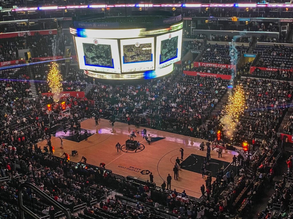 Staples Center Clippers Nets 27.12 4