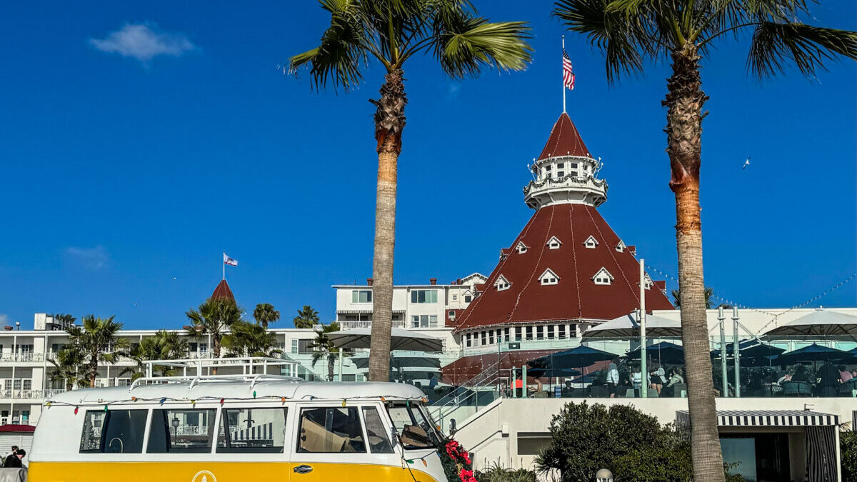 Dieses Bild zeigt eine der besten San Diego Sehenswürdigkeiten - das Hotel del Coronado