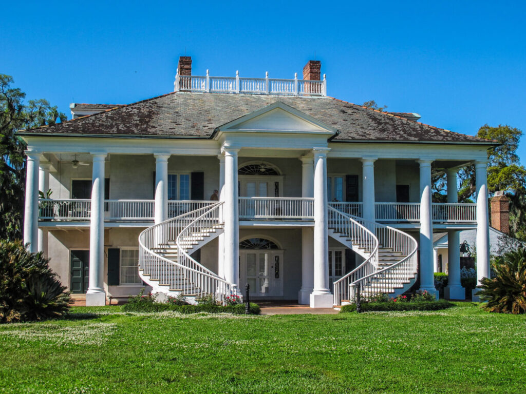 Dieses Bild zeigt das Herrenhaus der Evergreen Plantation Louisiana