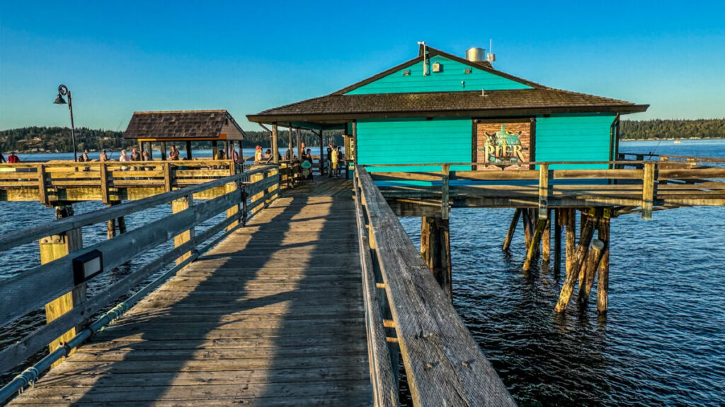 Dieses Bild zeigt das Discovery Fishing Pier in Campbell River auf Vancouver Island