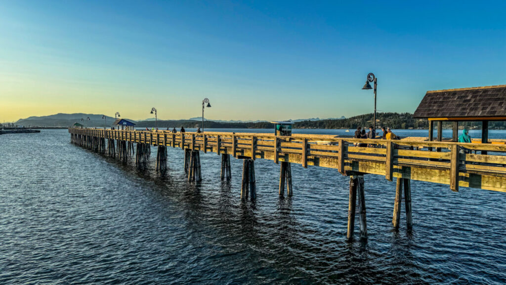 Dieses Bild zeigt das Discovery Fishing Pier in Campbell River auf Vancouver Island