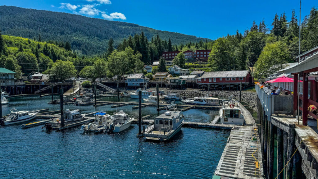 Dieses Bild zeigt das Fischerdorf Telegraph Cove auf Vancouver ISland