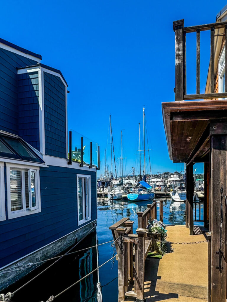 Dieses Bild zeigt die Fisherman's Wharf in Victoria auf Vancouver Island