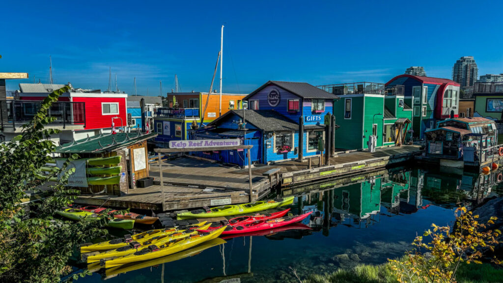 Dieses Bild zeigt die Fisherman's Wharf in Victoria auf Vancouver Island.